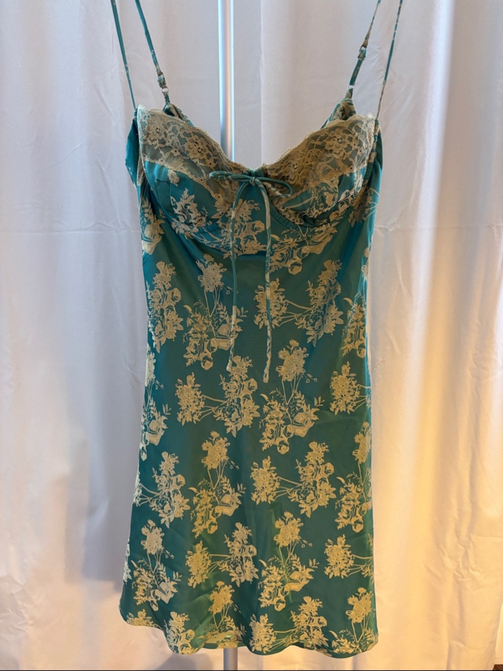 Cotton Candy LA Green Floral Lace Dress Size M